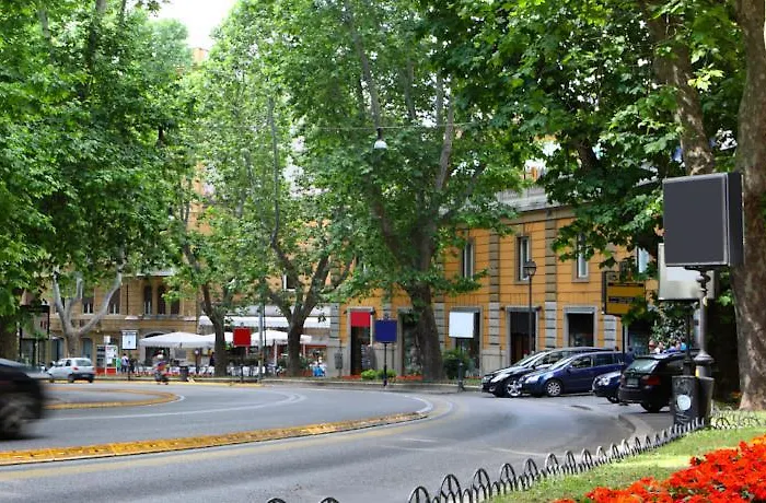 Hotel apartamentowy Trevi 2*