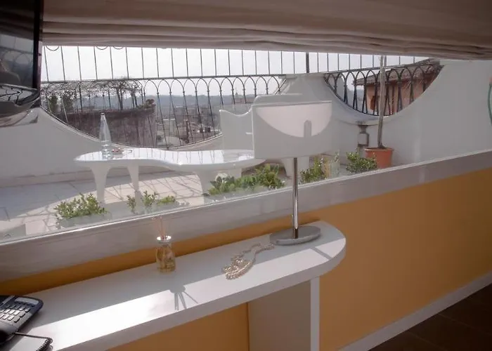 Trevi Aparthotel 2*
